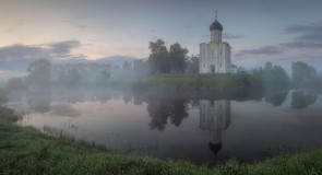 Храм Покрова на Нерли. Вечер после дождя, 2016 год