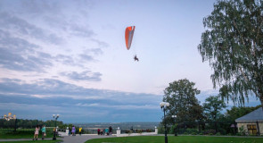 Парапланы над Владимиром
