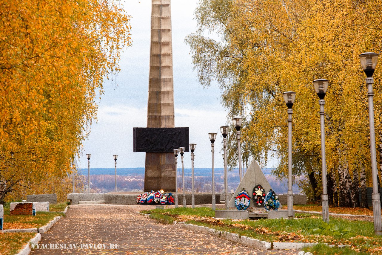 Осенняя стела в Вязниках | Владимирский край