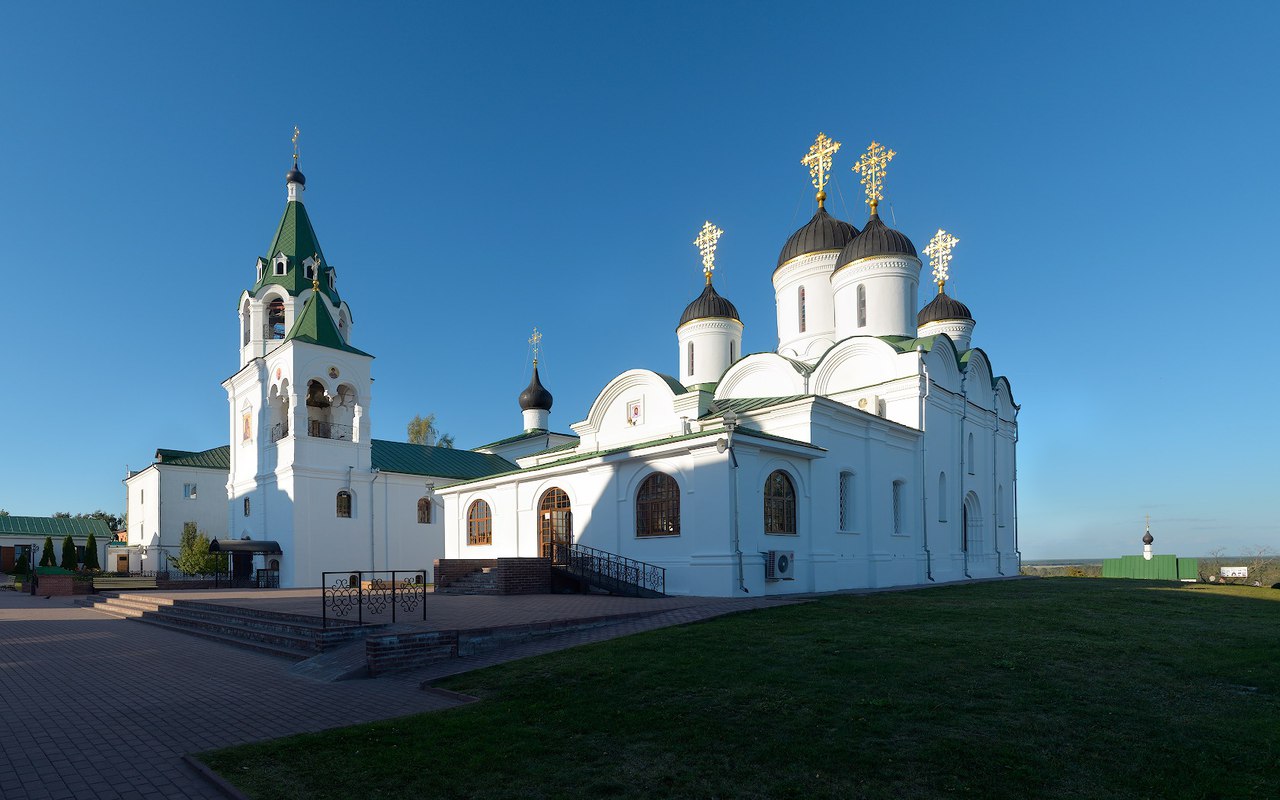 Спасо Преображенский мужской собор