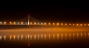 Холодная ночь, туман и тишина. Мост через р. Ока в г. Муром