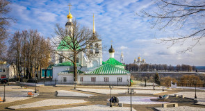 Спасский холм: Владимирская вишня