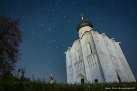Звездная ночь в Боголюбово. Автор фото: Артем Фирсин