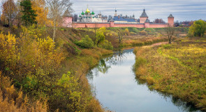 Суздаль. Осень. Спасо Евфимиев монастырь. Каменка