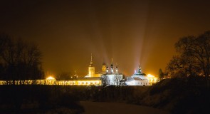 Город Суздаль. Новогодняя серия