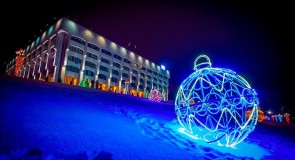 Новогоднее украшение Владимира (Площадь возле администрации)