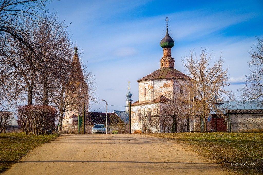 Церковь Косьмы и Дамиана в Коровниках, Суздаль