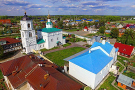 Храмы Васильевского монастыря в Суздале с высоты