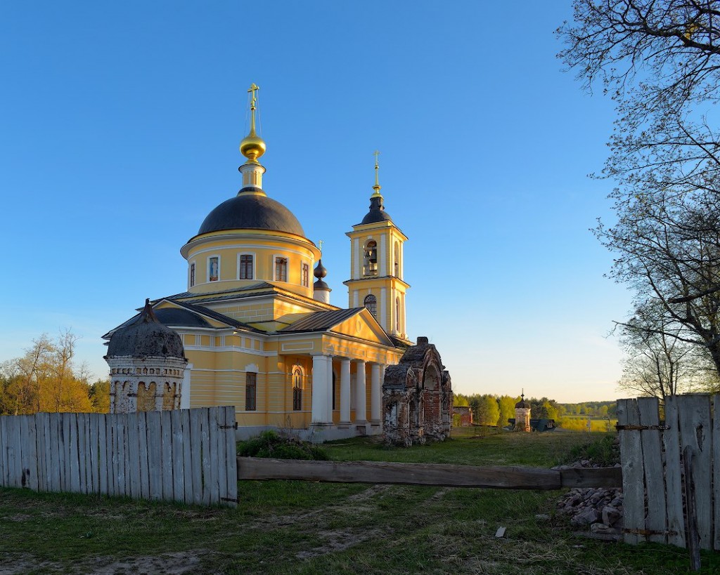 деревня Воскресенье, Петушинский р-н, Воскресенская церковь, 1818-1827