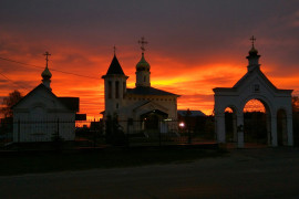 Рассвет 18 окт, 2017. Церковь Благовещения Пресвятой Богородицы в Коврове.