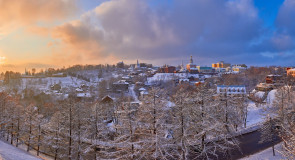 На закате ( конец декабря, во Владимире )