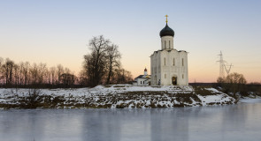 Церковь Покрова на Нерли в декабре 2017