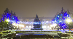 Новогодняя атмосфера на площади Мурома (Вербовский микрорайон, площадь Прокуророва)