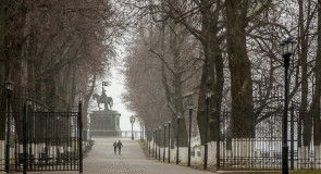 2018_04_22 Хмурь и снежок во Владимире