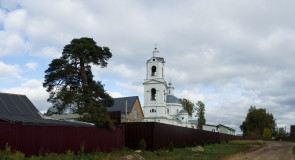 Церковь Иконы Божией Матери Тихвинская в д. Иваново.