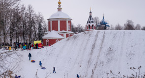 Сады огромные, охваченные снегом… (Про Суздаль)