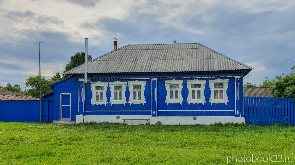 39 Деревянный домик в деревне Рождествено