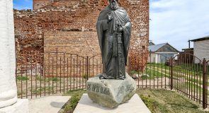 Новый памятник Илье Муромцу в Карачарово (г. Муром)